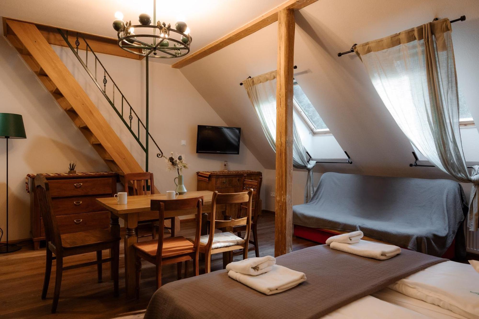 Dom Potok Bed & Breakfast